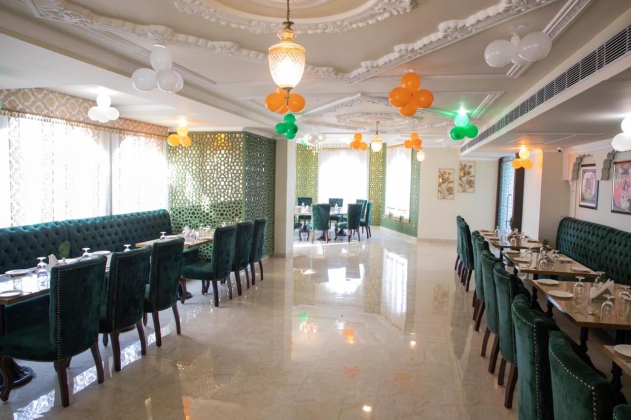 Morena Indralok Palace Hotel & Resort المظهر الخارجي الصورة