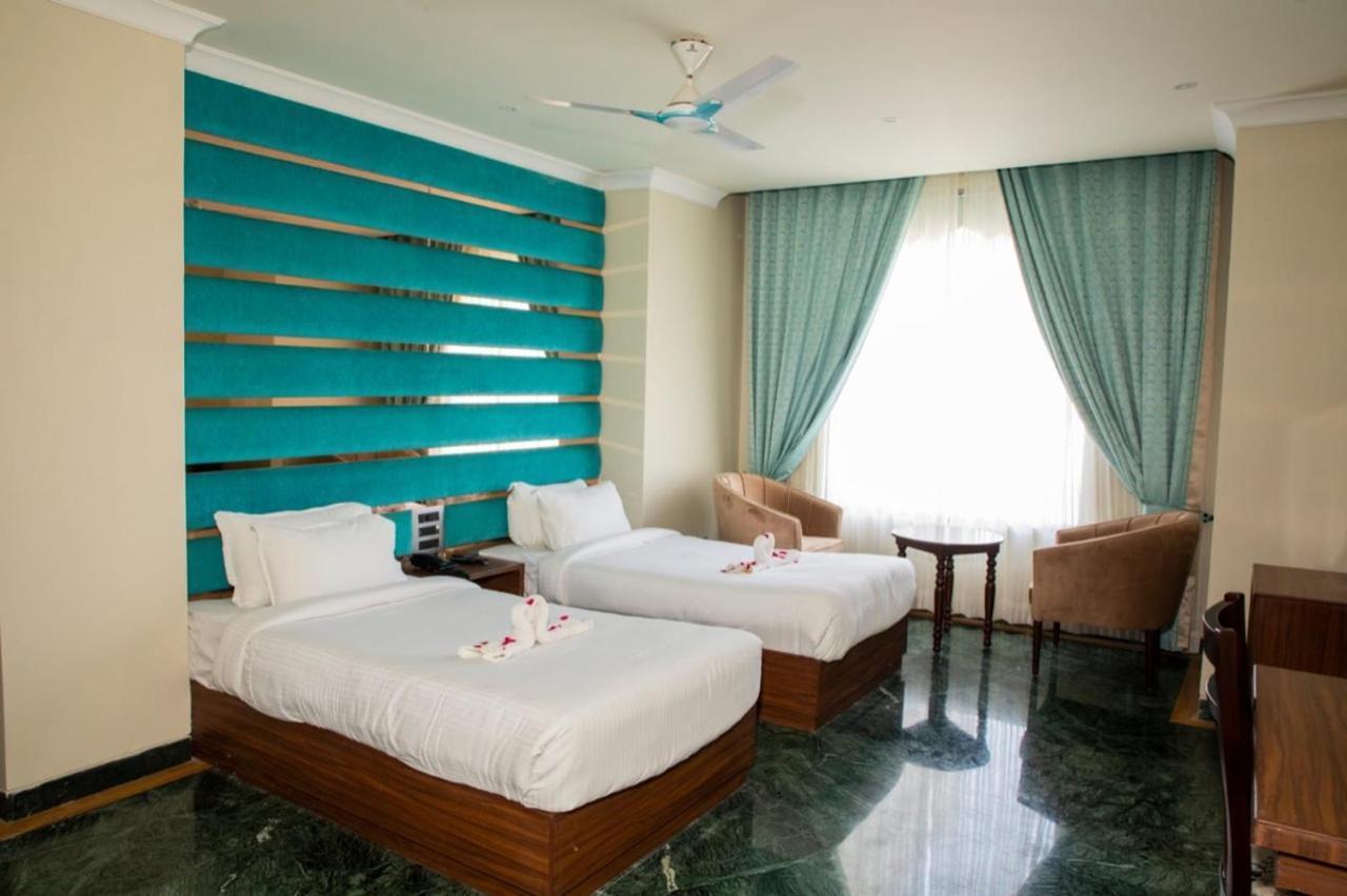 Morena Indralok Palace Hotel & Resort الغرفة الصورة